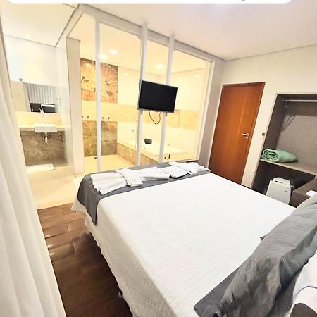 Grand Cafe Hotel Manhuacu Zewnętrze zdjęcie