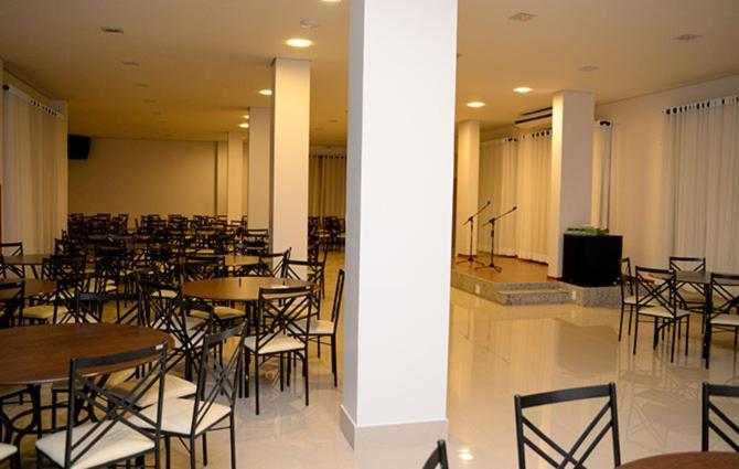Grand Cafe Hotel Manhuacu Zewnętrze zdjęcie