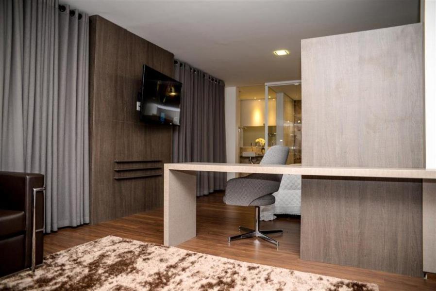 Grand Cafe Hotel Manhuacu Zewnętrze zdjęcie