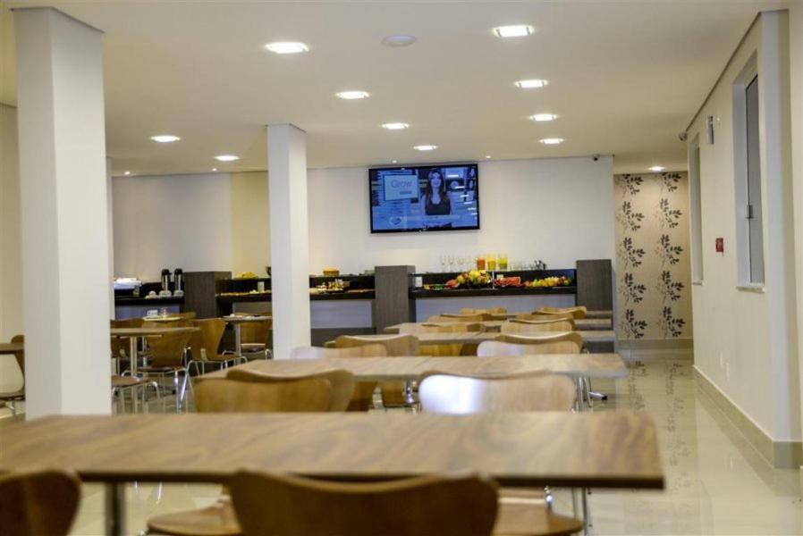 Grand Cafe Hotel Manhuacu Zewnętrze zdjęcie